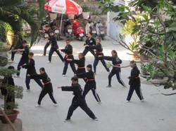 L'Ecole pour les Enfants Handicapés Auditifs Hy Vong I