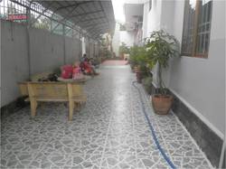 La nouvelle cour  de la Maison d'Amour d'Ho Chi Minh Ville